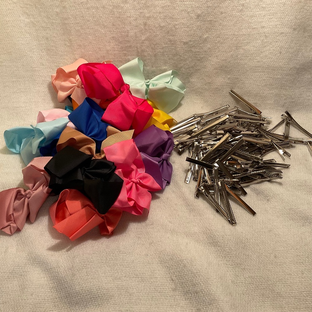 Hair Accessories Lot Cloth Clips / Silvertone Metal Styling Clips NEW
